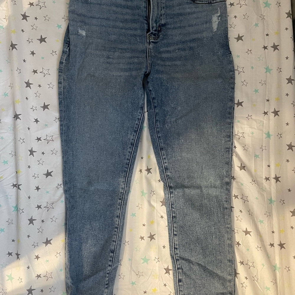 Abercrombie & Fitch Women's Light Blue Skinny Jeans